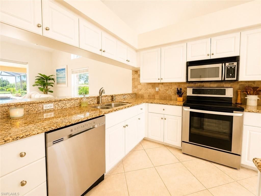 25151 Bay Cedar Dr, Bonita Springs, FL 34134 Photo