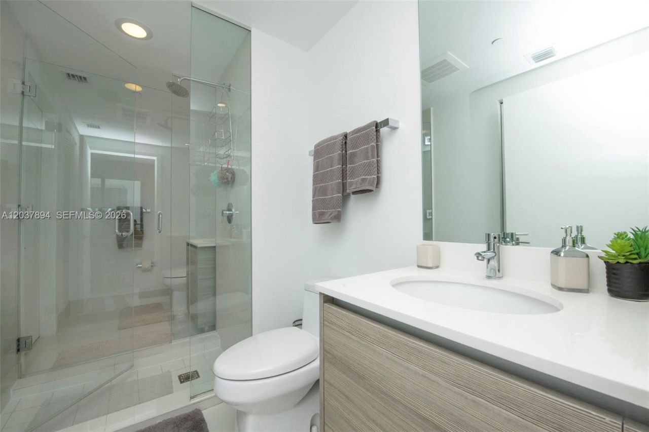 121 NE 34th St , Unit 3006, Miami, FL 33137 Photo