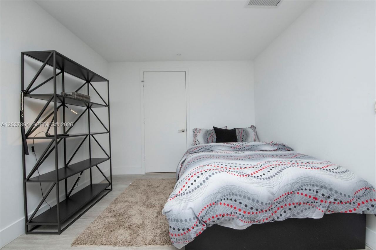 121 NE 34th St , Unit 3006, Miami, FL 33137 Photo
