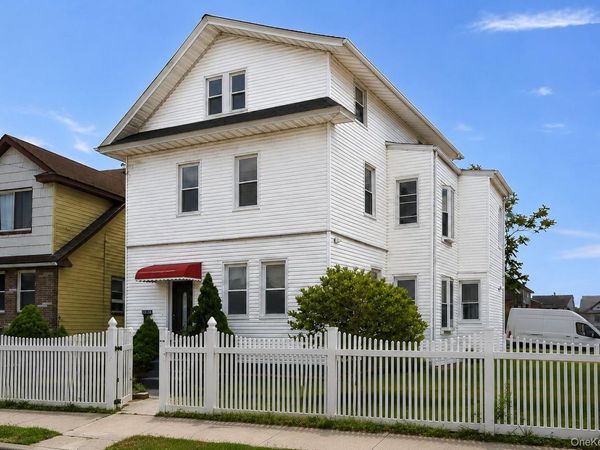 21704 135th Avenue, Springfield Gardens, NY 11413