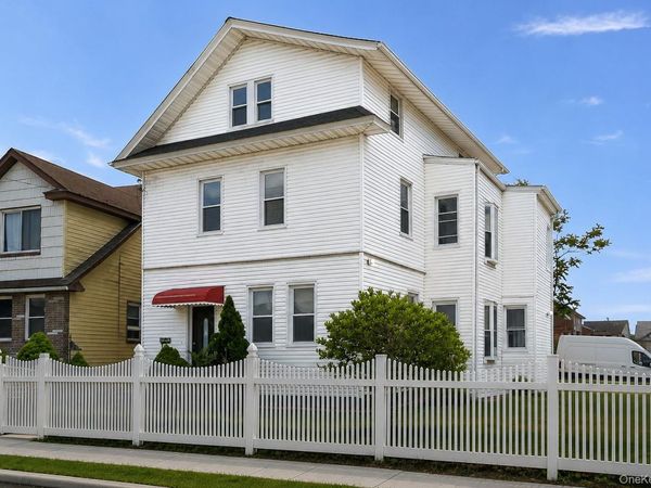 21704 135th Avenue, Springfield Gardens, NY 11413