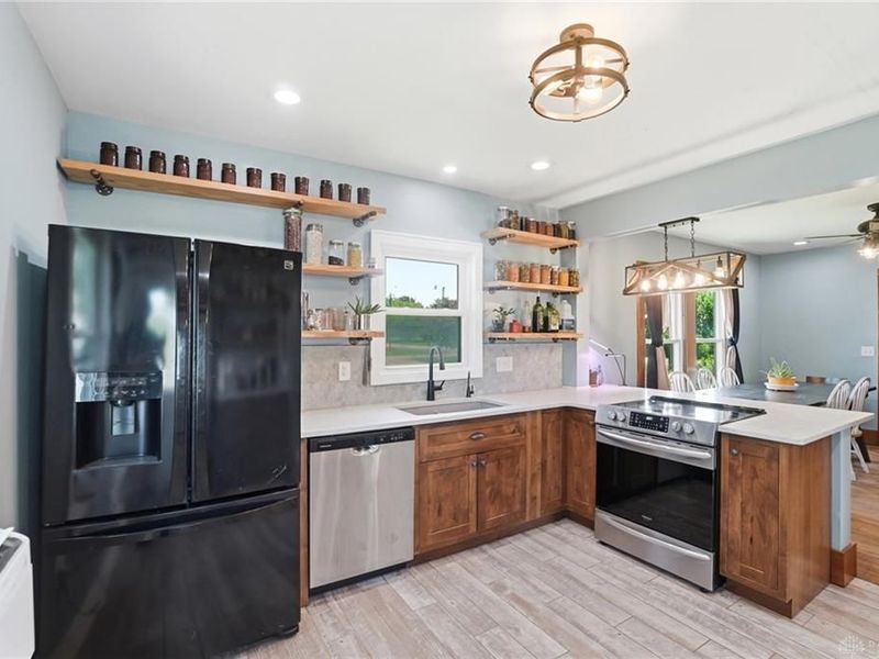 2255 W Ginghamsburg-Frederick Road, Tipp City, OH 45371 Photo 10