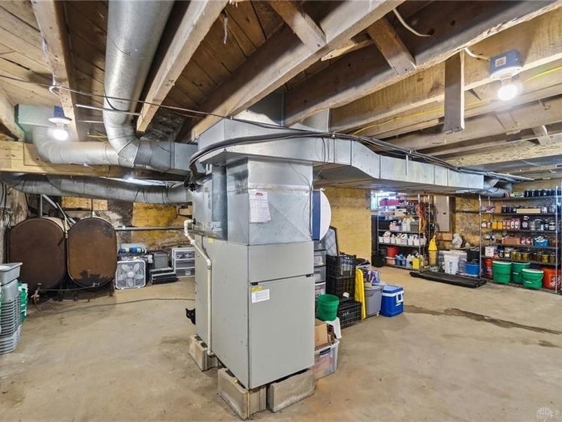 2255 W Ginghamsburg-Frederick Road, Tipp City, OH 45371 Photo 31
