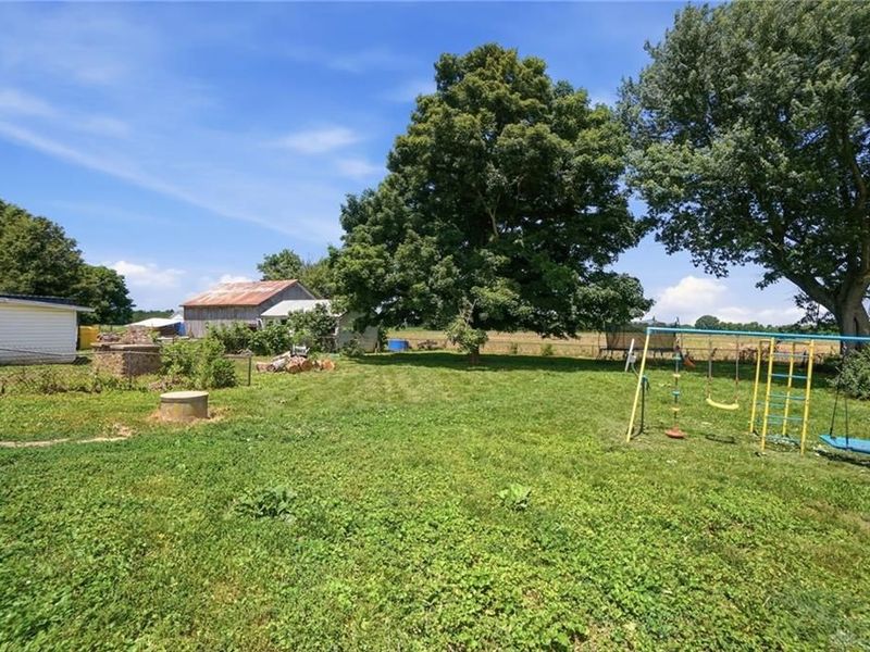 2255 W Ginghamsburg-Frederick Road, Tipp City, OH 45371 Photo 34