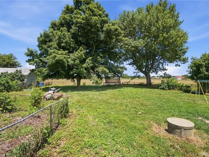 2255 W Ginghamsburg-Frederick Road, Tipp City, OH 45371 Photo 35