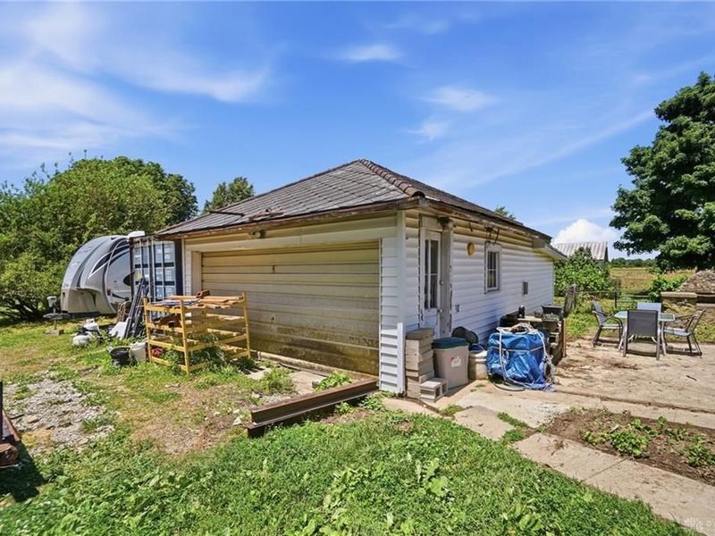 2255 W Ginghamsburg-Frederick Road, Tipp City, OH 45371 Photo 37