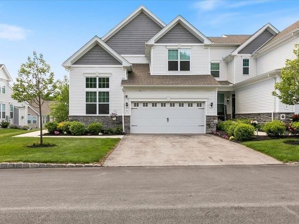 11 Hummingbird Way, Unit 11, Methuen, MA 01844