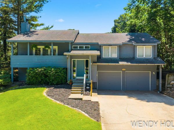 2135 Lakeridge Drive, Holland, MI 49424