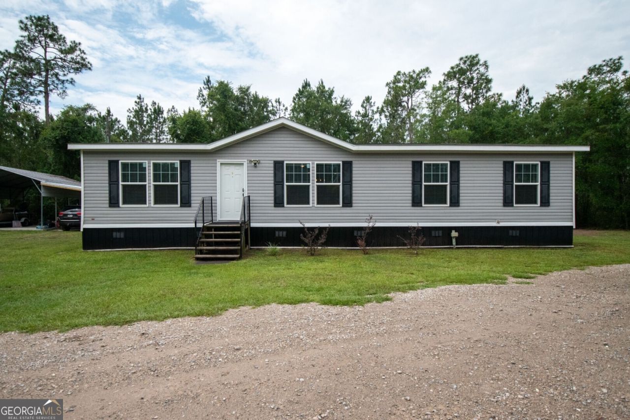 560 Lonnie Todd Road, Folkston, GA 31537 Main Photo