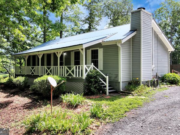 131 Moss Rd, Kathleen, GA 31047