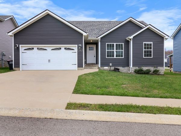 306 Lugano Ln, Clarksville, TN 37040