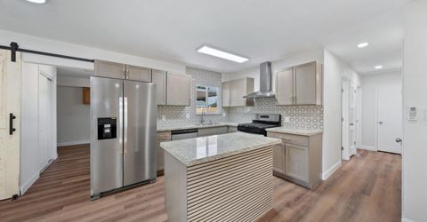 710 L Street, Sparks, NV 89431 Photo