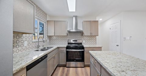710 L Street, Sparks, NV 89431 Photo