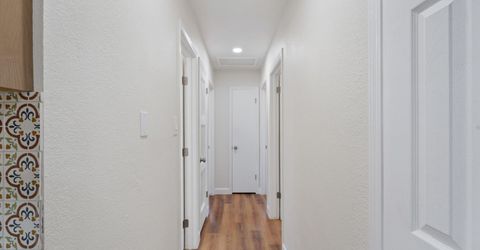 710 L Street, Sparks, NV 89431 Photo