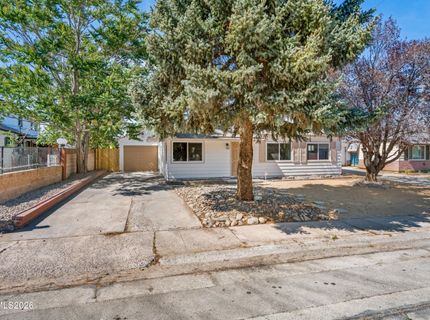 710 L Street, Sparks, NV 89431 Photo