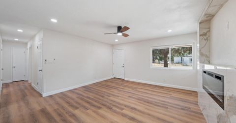 710 L Street, Sparks, NV 89431 Photo