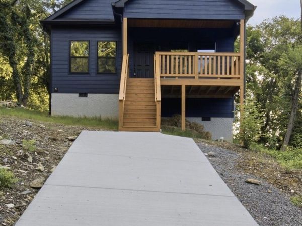 4805 16th Avenue , Chattanooga, TN 37407