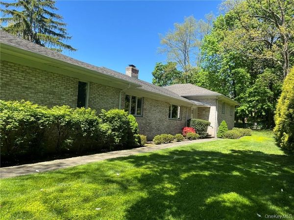 142 Oakland Avenue , Harrison, NY 10528