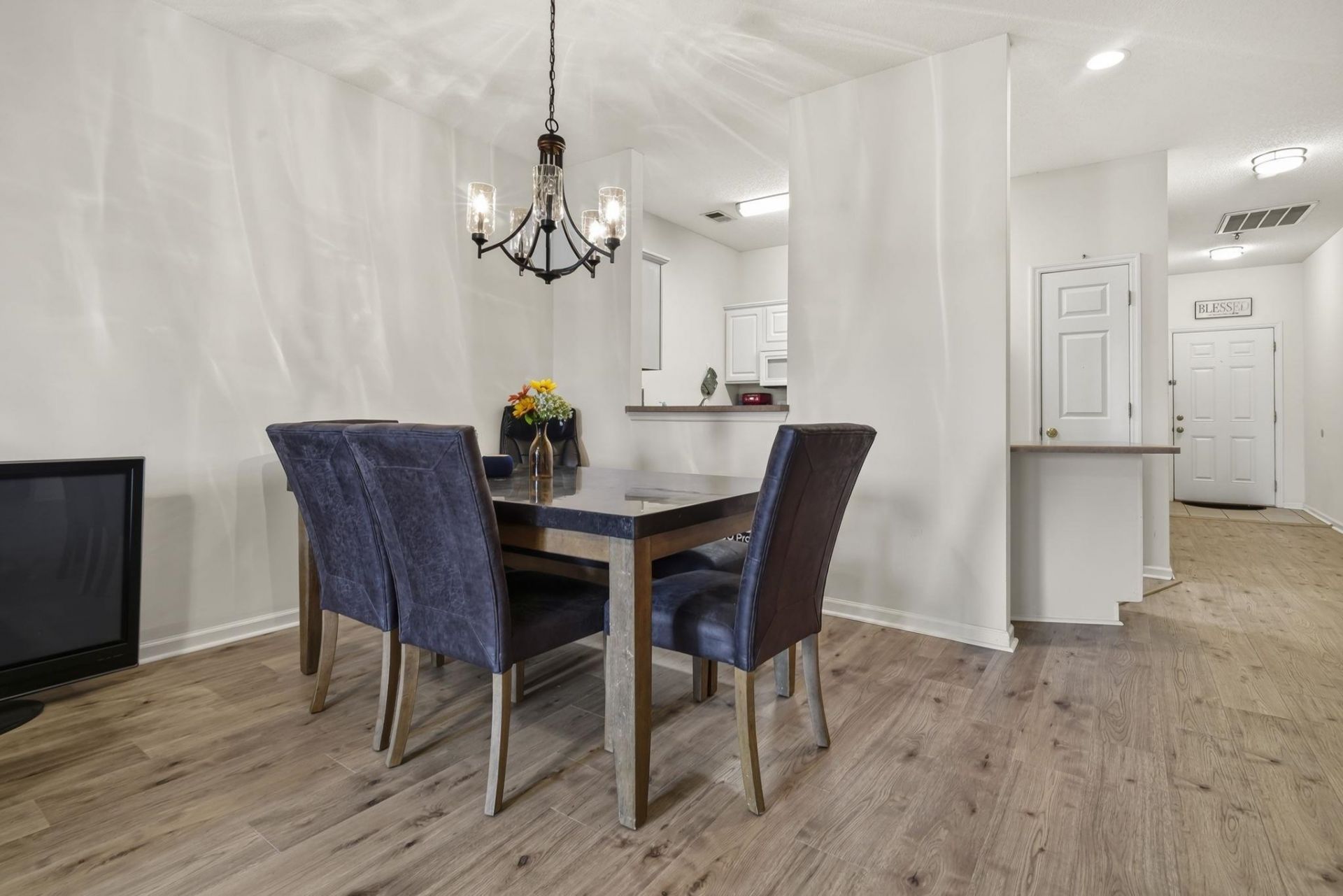 2070 Cross Gate Blvd. Photo 22
