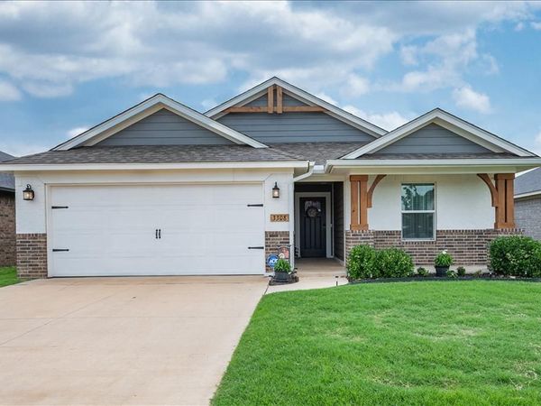 3308 Pagoda Pead Drive, Yukon, OK 73099