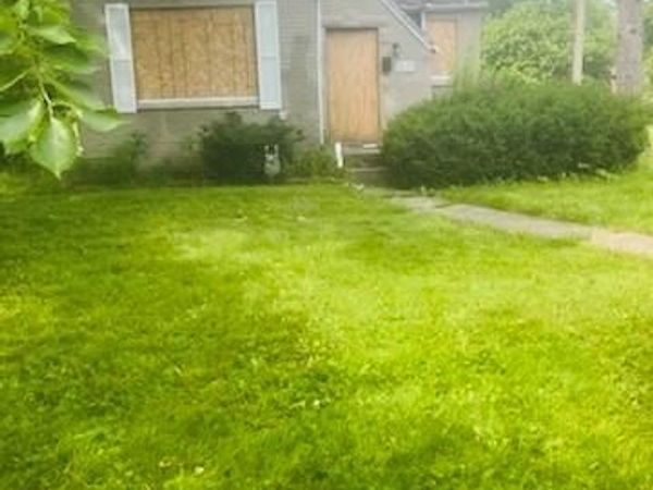 5117 University Place, Detroit, MI 48224