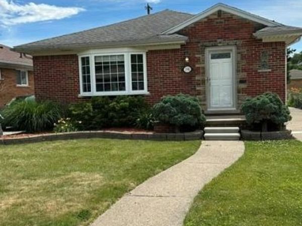 17416 Veronica Avenue, Eastpointe, Mi 48021