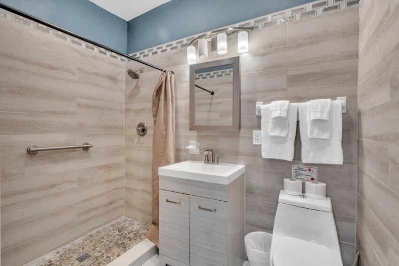 324 Indiana Street, Unit 3, Hollywood, FL 33019 Photo