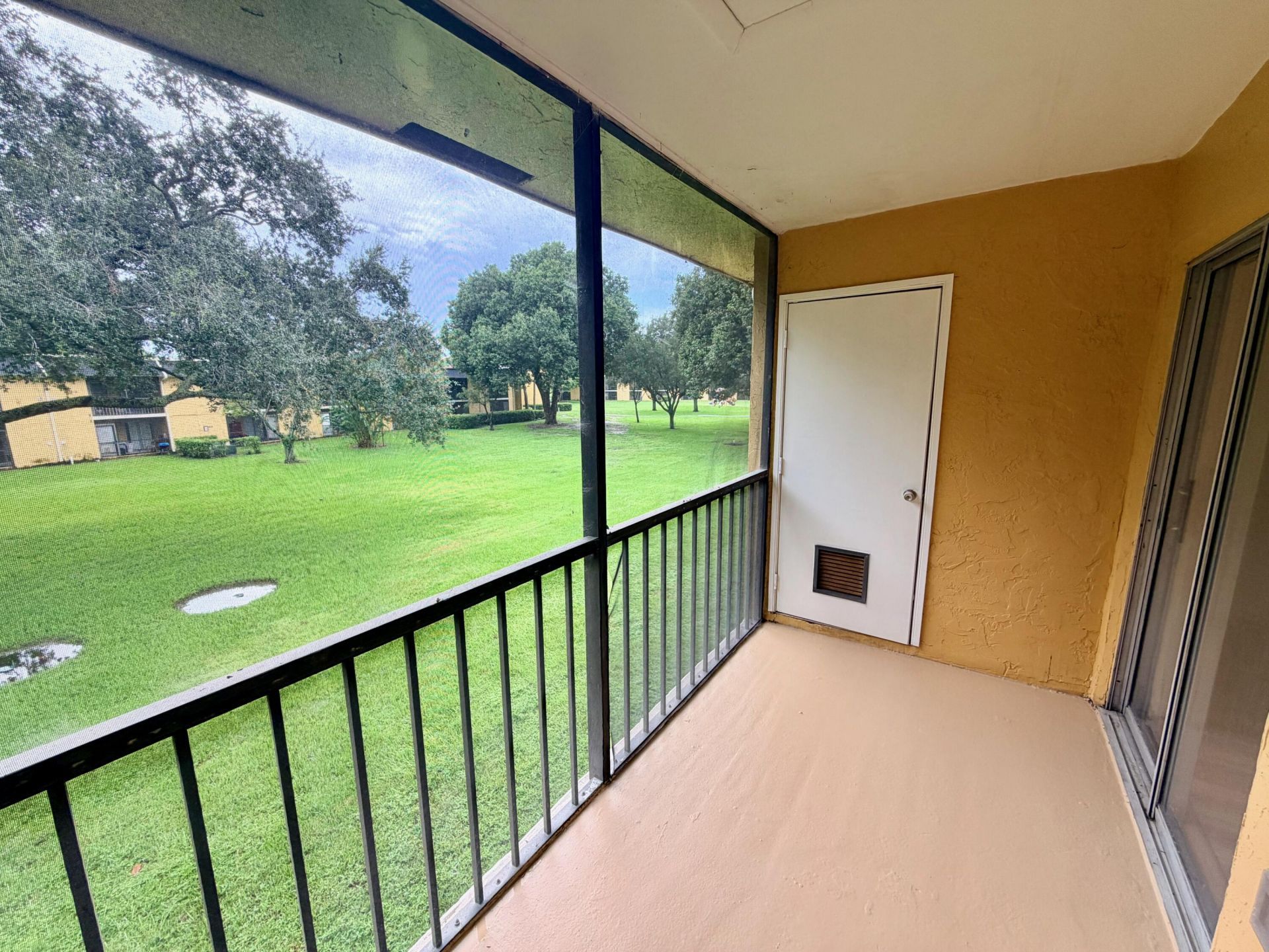 316 Meadows Circle, Unit 316, Boynton Beach, FL 33436 Photo