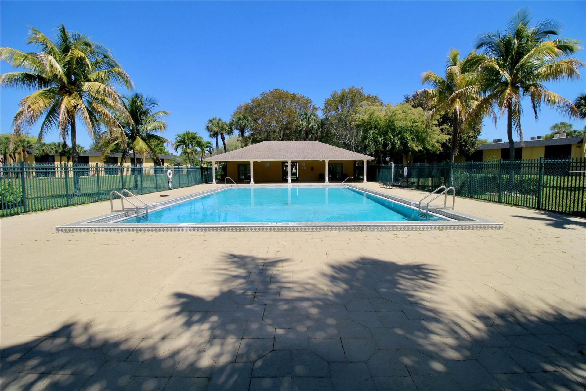 316 Meadows Circle, Unit 316, Boynton Beach, FL 33436 Photo