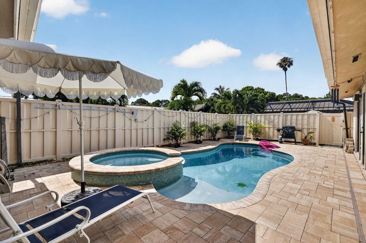 5378 Eagle Lake Drive, Palm Beach Gardens, FL 33418 Main Photo