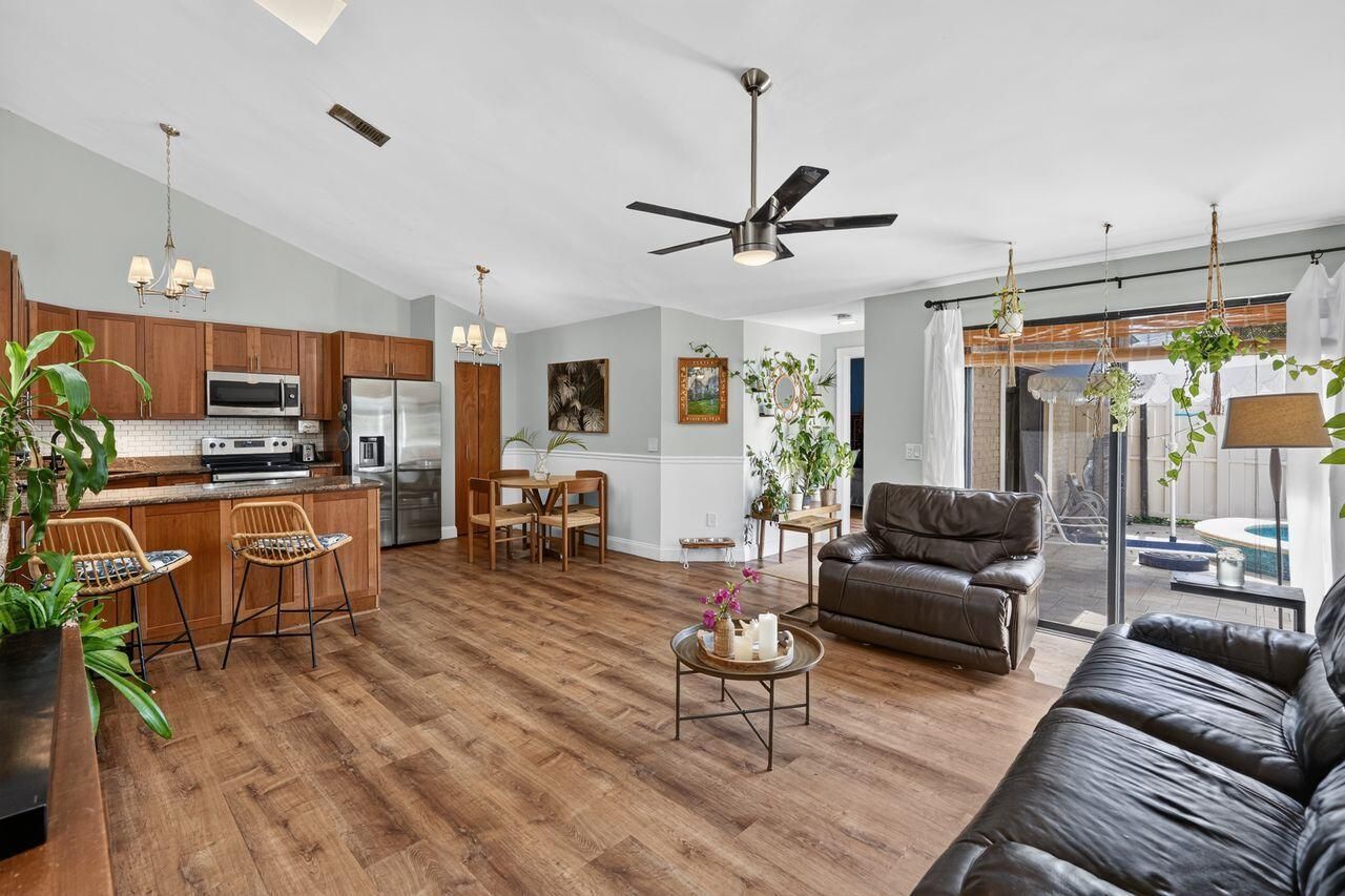 5378 Eagle Lake Drive, Palm Beach Gardens, FL 33418 Photo