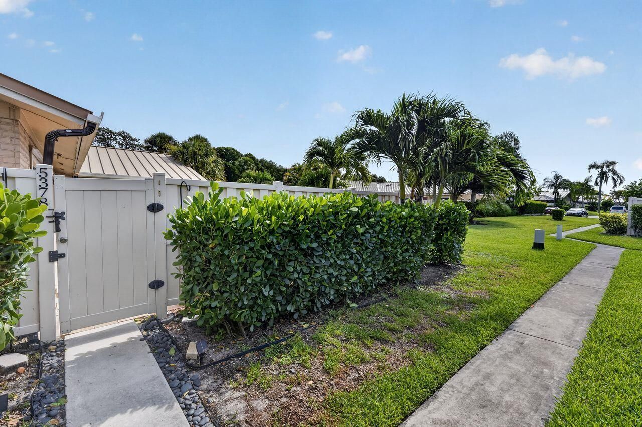 5378 Eagle Lake Drive, Palm Beach Gardens, FL 33418 Photo