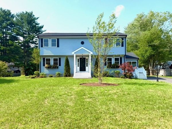 53 Brewster Rd, West Bridgewater, MA 02379
