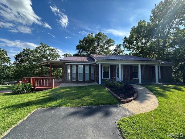 1766 Highway 50 , Owensville, MO 65066