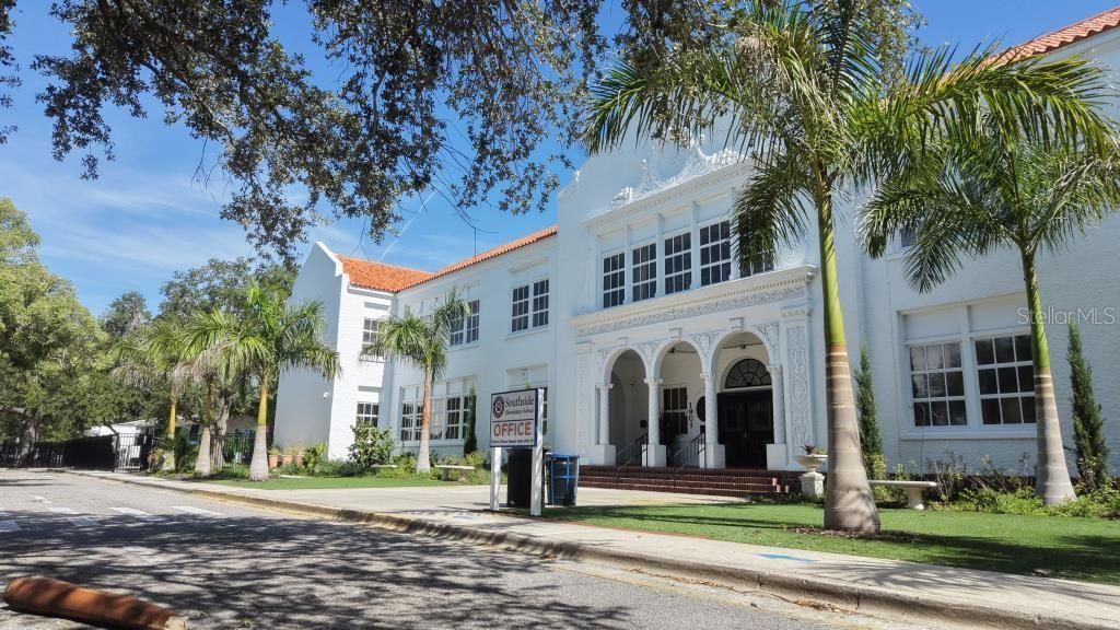 1850 Magnolia Street, Sarasota, FL 34239 Photo