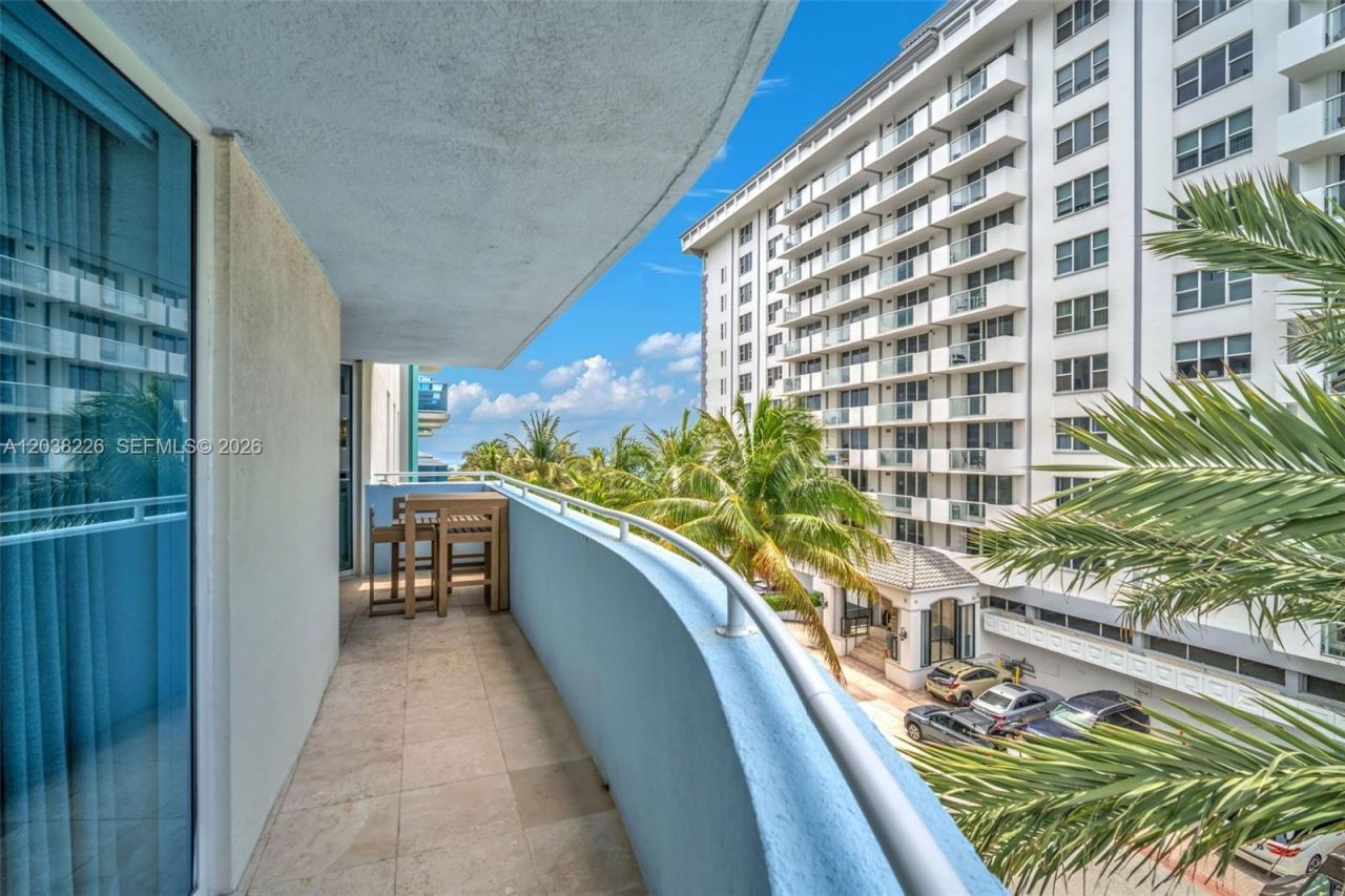 9201 Collins Ave, Unit 422, Surfside, FL 33154 Photo