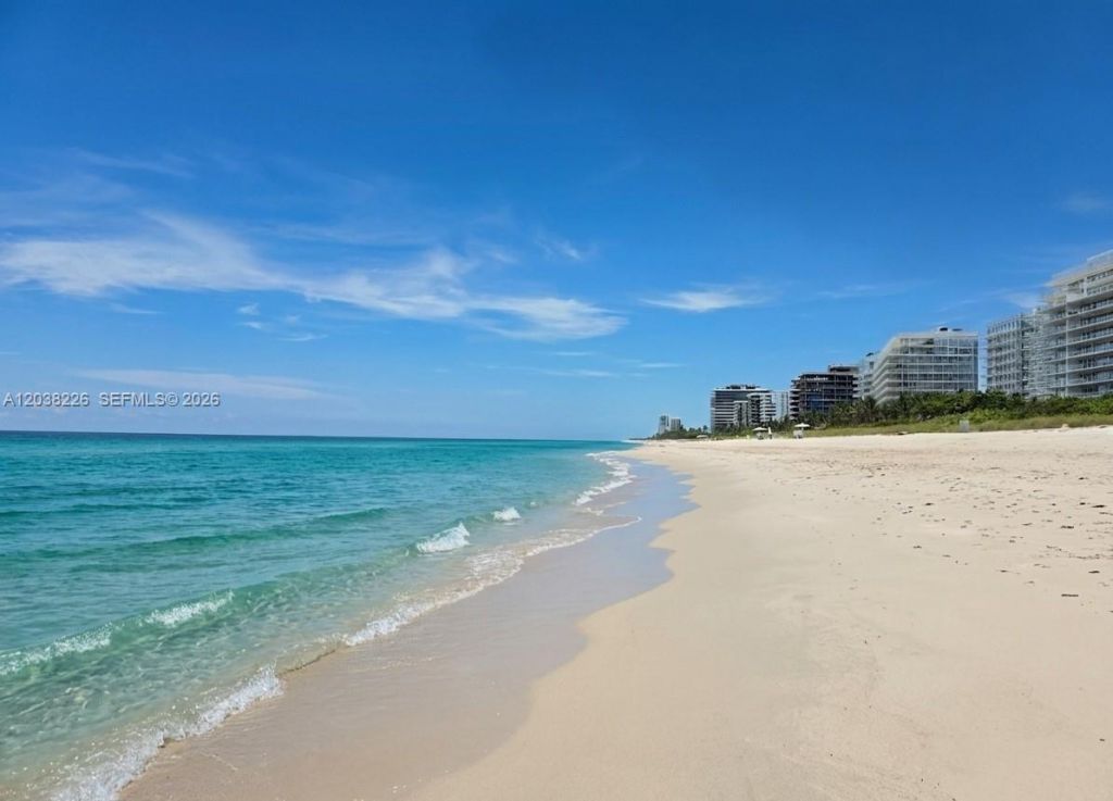 9201 Collins Ave, Unit 422, Surfside, FL 33154 Photo
