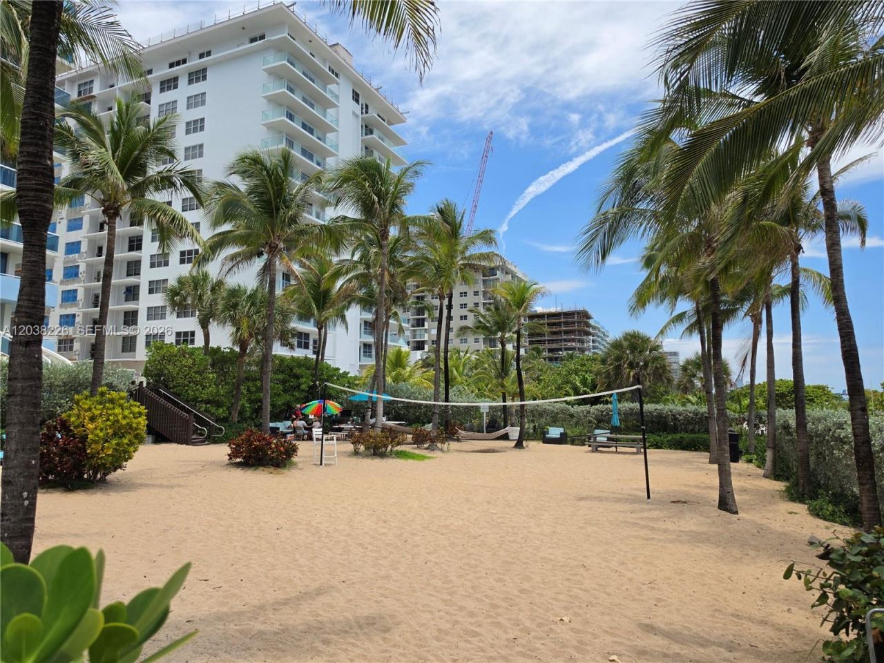 9201 Collins Ave, Unit 422, Surfside, FL 33154 Photo