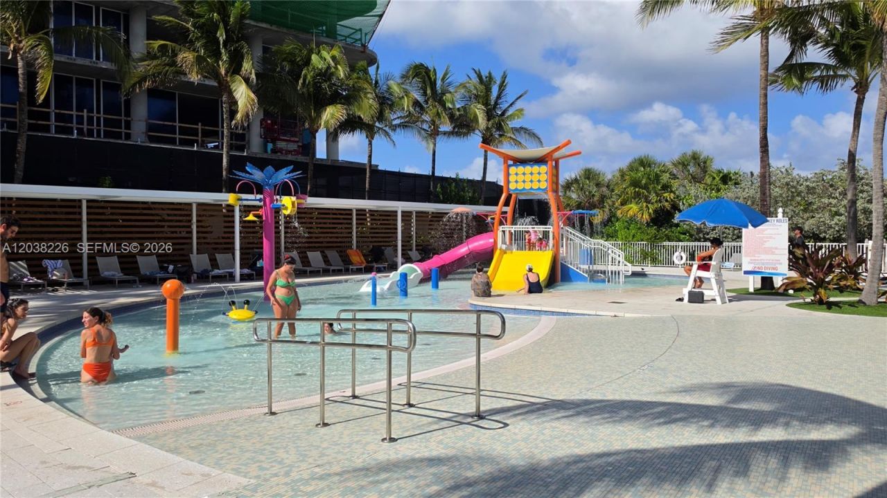 9201 Collins Ave, Unit 422, Surfside, FL 33154 Photo