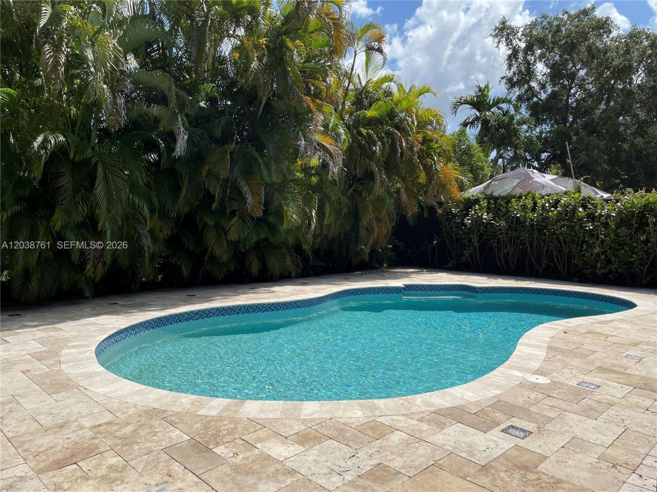 6129 SW 28th St , Miami, FL 33155 Photo
