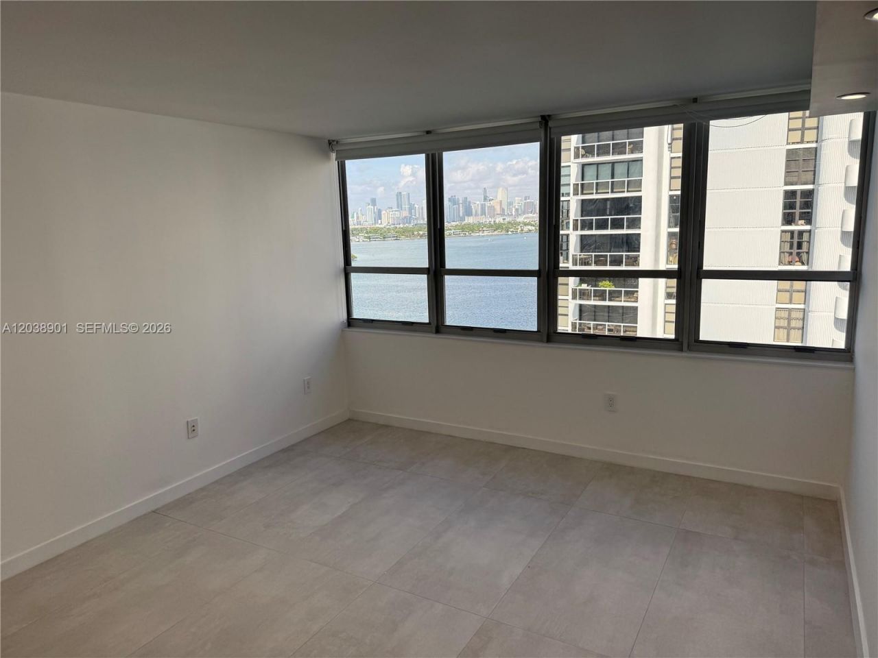 11 Island Ave, Unit 1505, Miami Beach, FL 33139 Photo