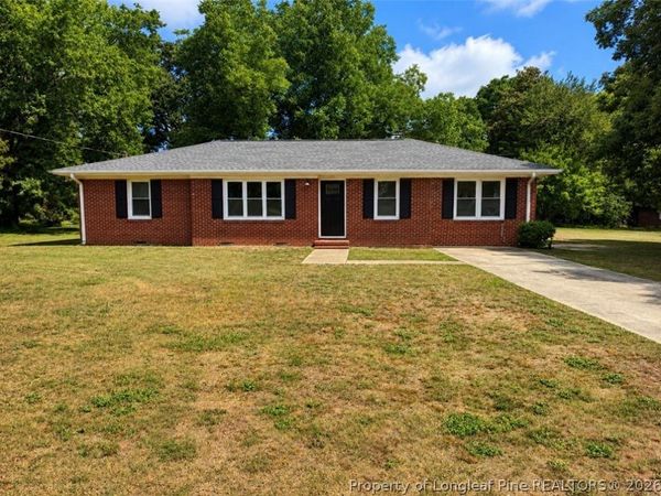 710 tupelo Circle, Fayetteville, NC 28304
