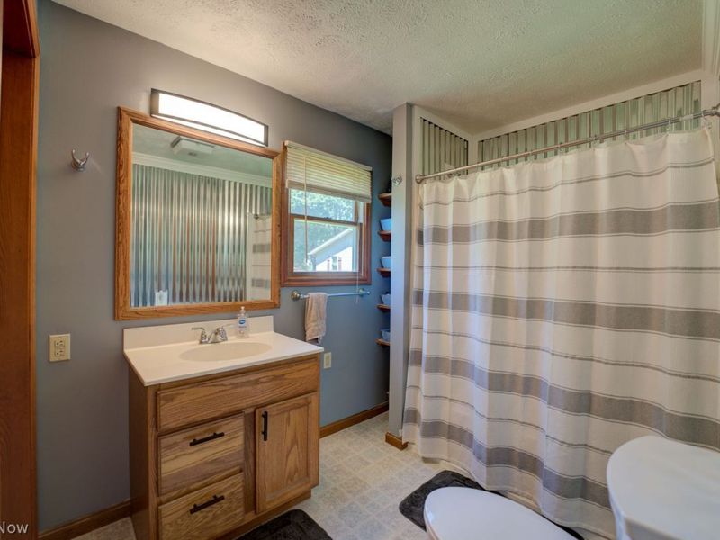 385 S Center Street, Lagrange, OH 44050 Photo 23