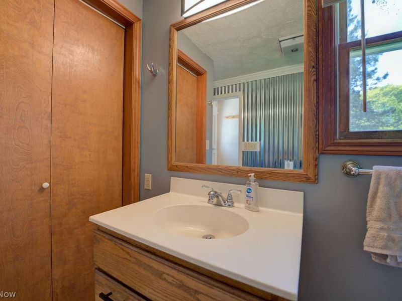 385 S Center Street, Lagrange, OH 44050 Photo 24