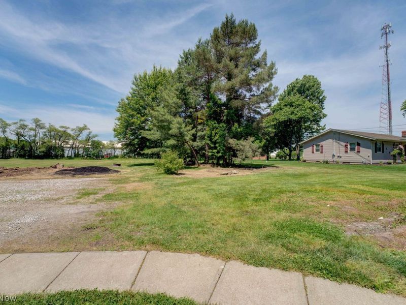 385 S Center Street, Lagrange, OH 44050 Photo 3