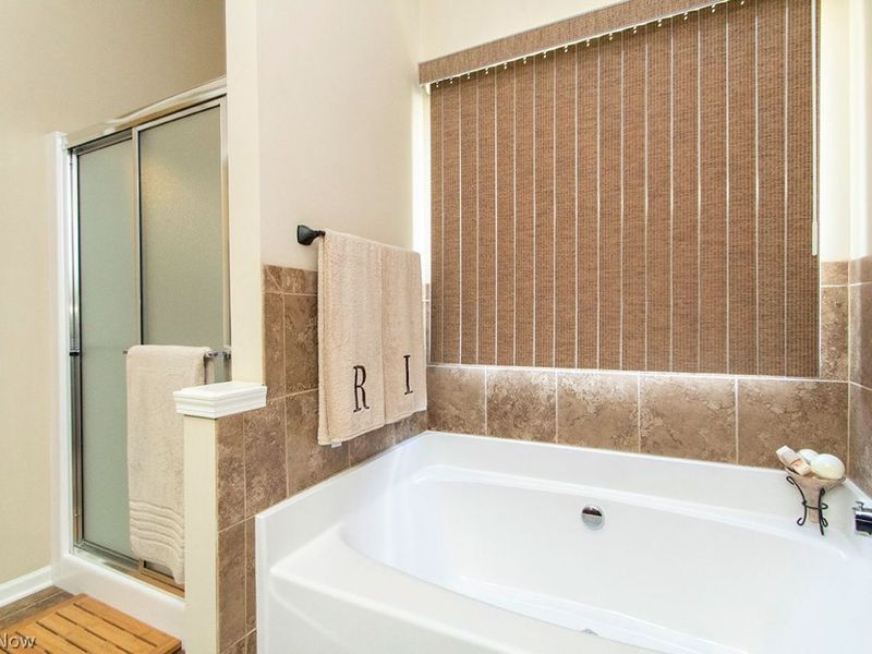 1377 Easton Way, Brunswick, OH 44212 Photo 20
