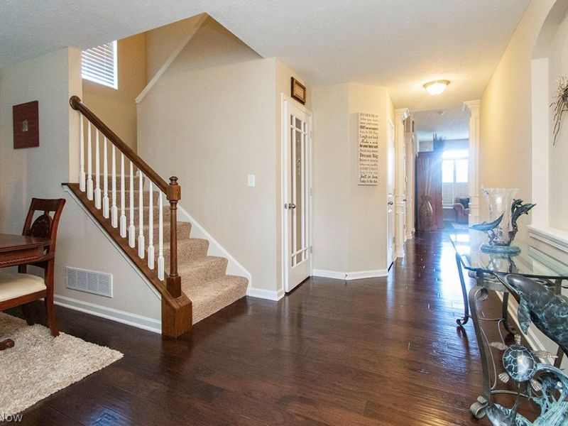 1377 Easton Way, Brunswick, OH 44212 Photo 4