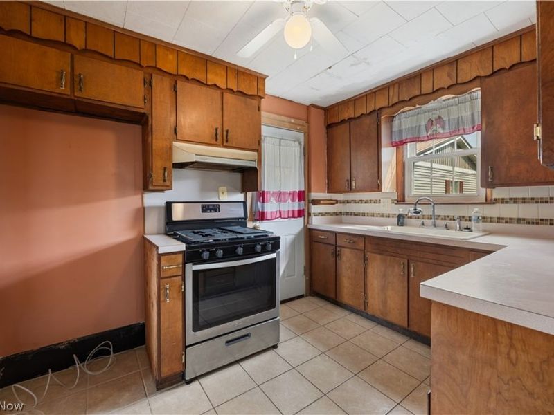 134 Parkland Avenue SW, Massillon, OH 44646 Photo 11