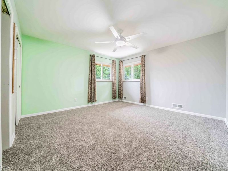 6473 Tanglewood Lane, Seven Hills, OH 44131 Photo 20
