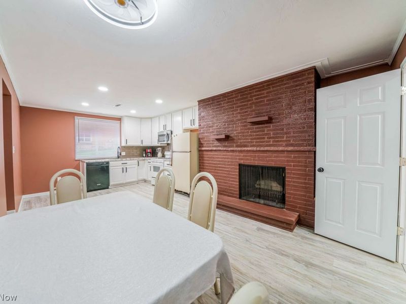 6473 Tanglewood Lane, Seven Hills, OH 44131 Photo 30